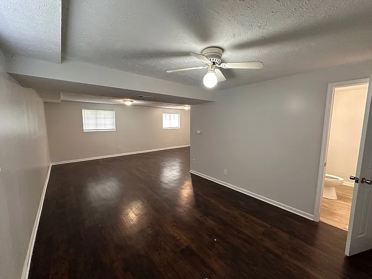 11029 Amburg Ct — Photo 8