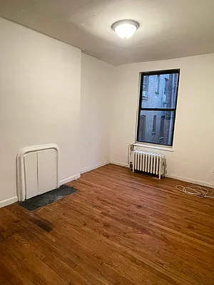 Rented by Jonis Realty | media 2