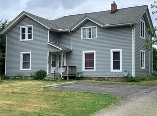 1712 Gulf Rd, Elyria, OH 44035