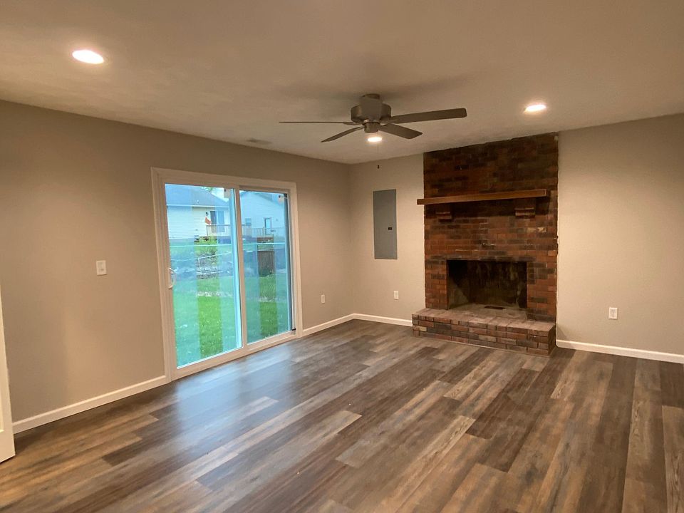 1st image of 511 Joy Dr