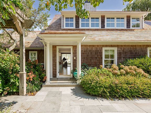 2nd image of 480 Captains Neck Ln