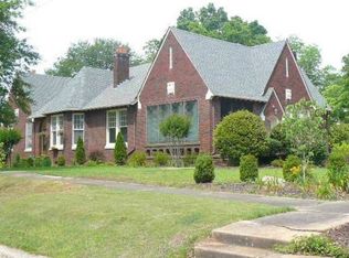 300 N 6th St, Opelika, AL 36801