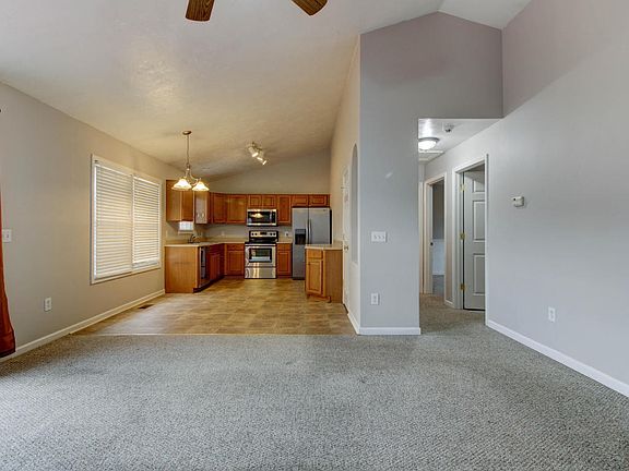 5th image of 4307 Oakleaf Dr NW