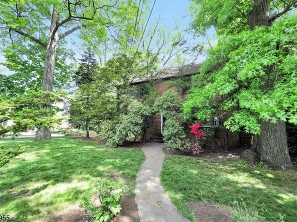 1179 Kensington Rd, Teaneck Twp., NJ 07666