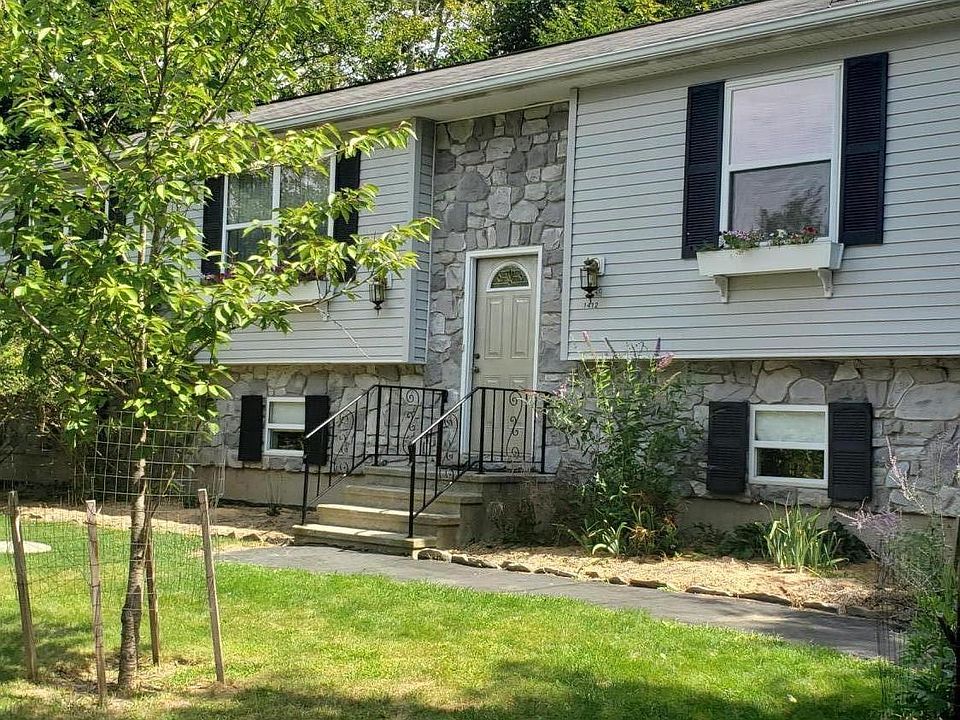 1st image of 1412 Waterfront Dr