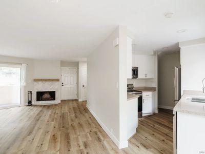 8451 Via Mallorca Unit 33, La Jolla, CA, 92037