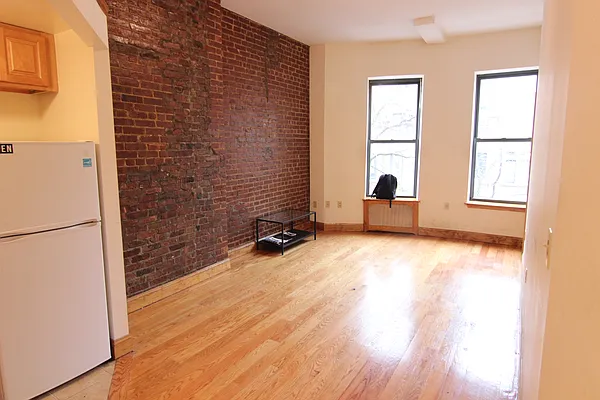 Rented by Guidance Realty Corp. | media 20