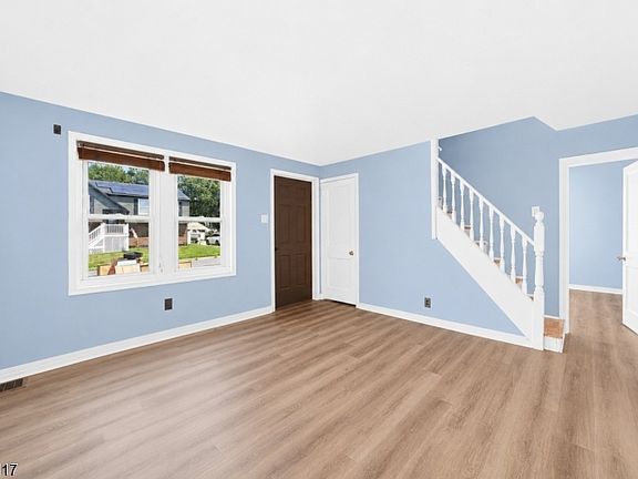 3rd image of 340 3Rd Ave