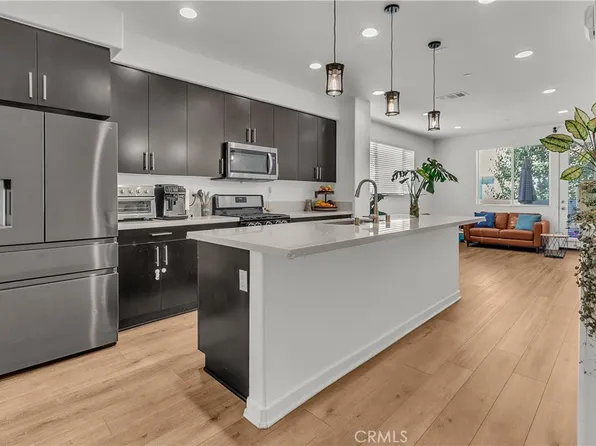 121 N 5th St Unit D, Montebello, CA 90640