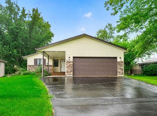 830 Lake Summerset Rd, Davis, IL 61019