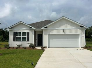 311 Glade Ct, Loris, SC 29569