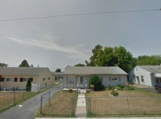 104 Halcyon Dr, New Castle, DE 19720