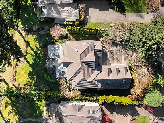3rd image of 3307 9th Avenue Ct NW