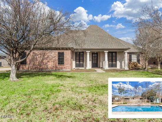 114 Gaslight Ln, Youngsville, LA 70592