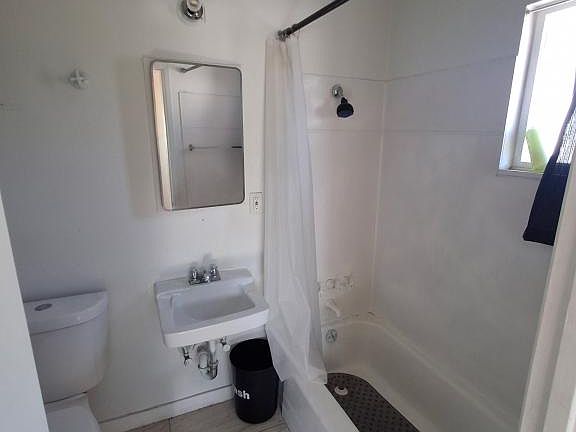 5th image of 44514 Stanridge Ave