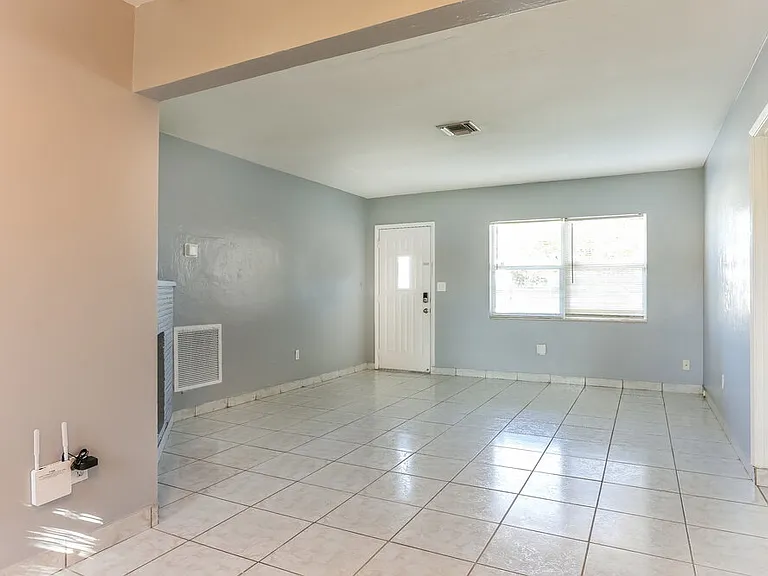 1505 N Andrews Ave — Photo 6