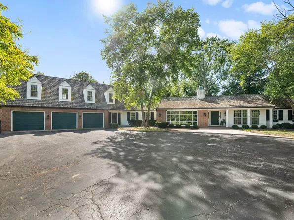 250 S Sheridan Rd, Lake Forest, IL 60045