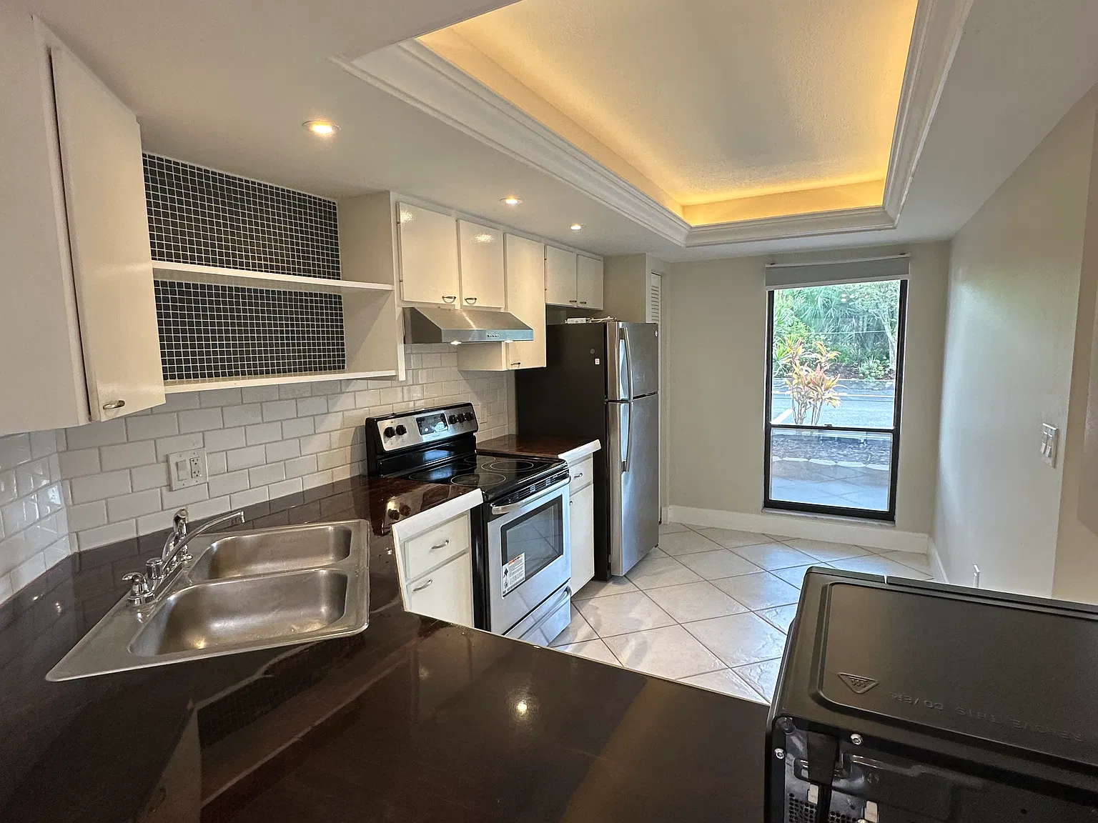 2 bed, 1605 sqft, $1,700 — Photo 3