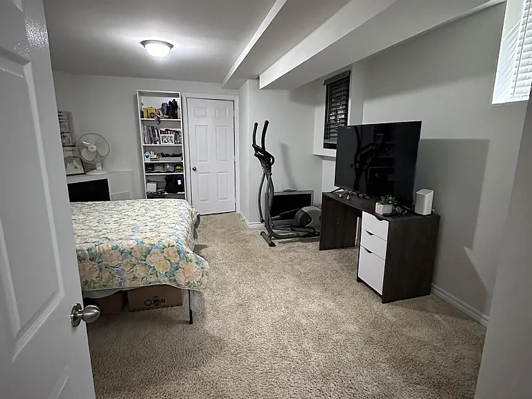 15 Milfoil Cres #B — Photo 9