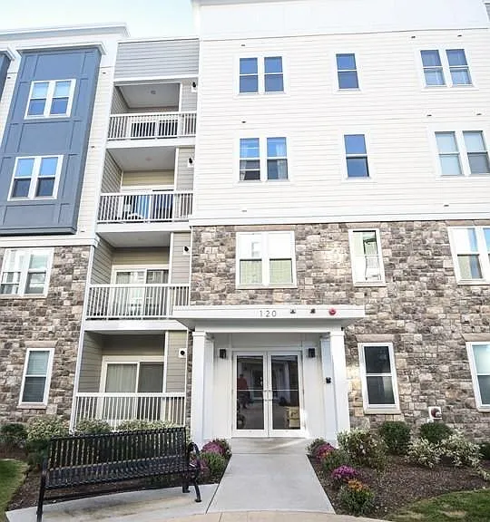 120 University Ave #2301 — Photo 2