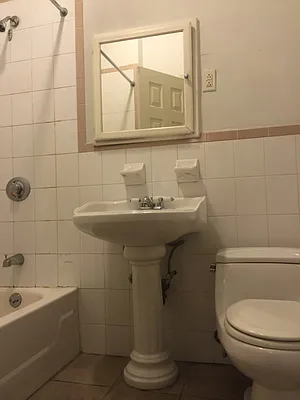 Rented by Bohemia Realty Group | media 26