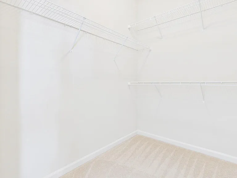 33 Chester Ct — Photo 34
