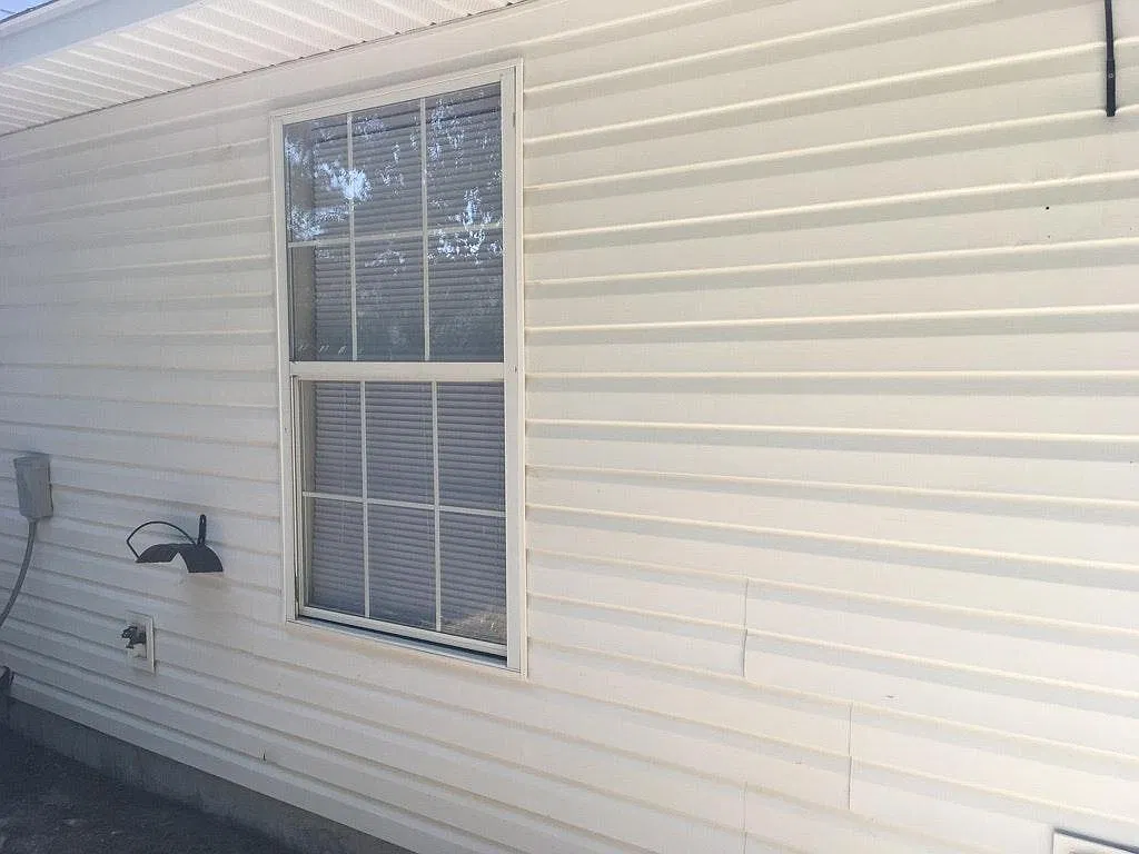 3 bed, 1350 sqft, $1,675 — Photo 4