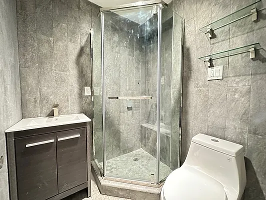 Rented by Dream Space Realty | media 19