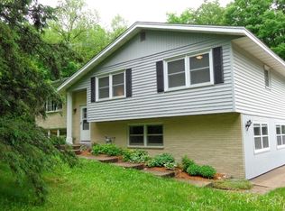 3833 County Road A, Rosholt, WI 54473