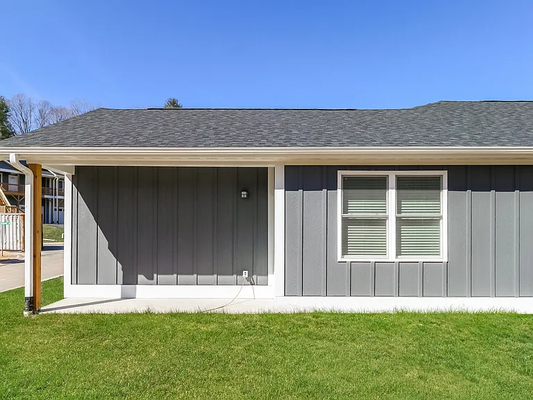 216 Sycamore Cove Rd — Photo 15