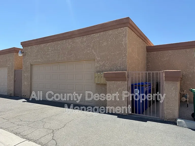 74350 Magnesia Falls Dr #1 — Photo 18