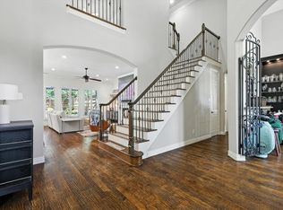 2354 Clearspring Dr N, Irving, TX 75063