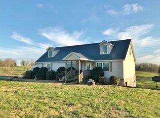 5295 Lucky Rd, McMinnville, TN 37110
