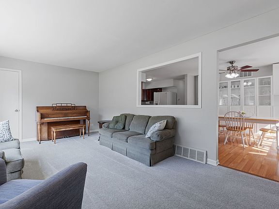 4th image of 5224 W 157th St