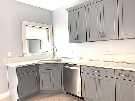 3rd image of 338 Cedar Ave APT 7