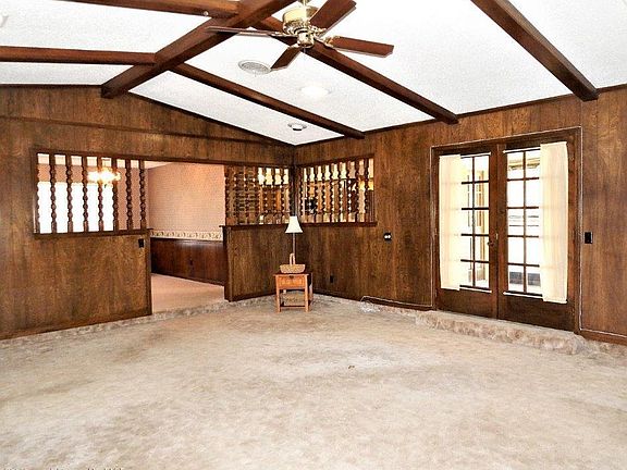 4th image of 7212 Montague Dr