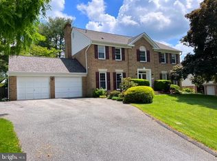 212 Farmgate Ln, Silver Spring, MD 20905