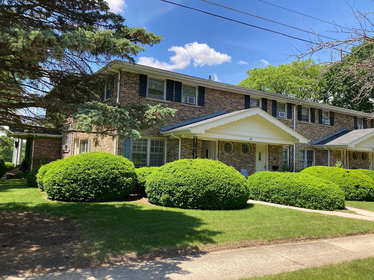 1031 Glidden Ave, Dekalb, IL 60115 Zillow