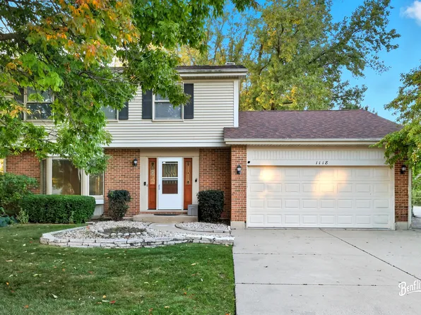 1118 Larraway Dr, Buffalo Grove, IL 60089