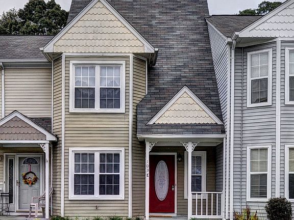 3rd image of 103 E Heather Way