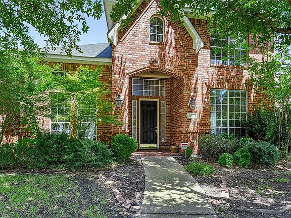 3rd image of 3937 Lost Creek Dr