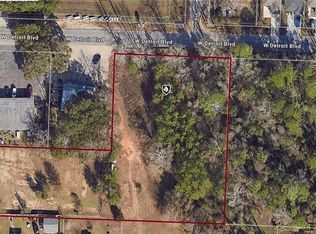 800 W Detroit Blvd, Pensacola, FL 32534