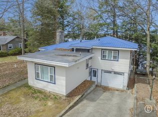 5870 Duck Lake Rd, Whitehall, MI 49461