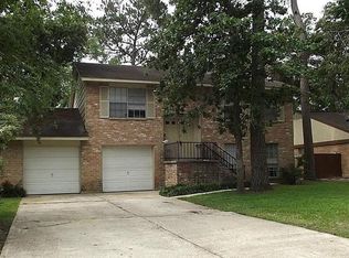 2106 Tree Ln, Humble, TX 77339