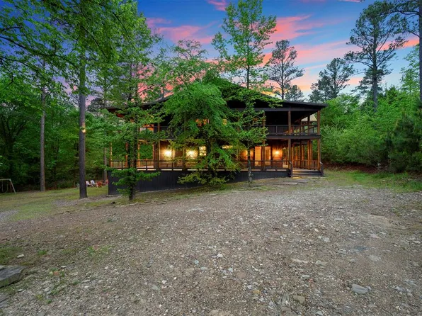 29 Moonseed Cir, Broken Bow, OK 74728