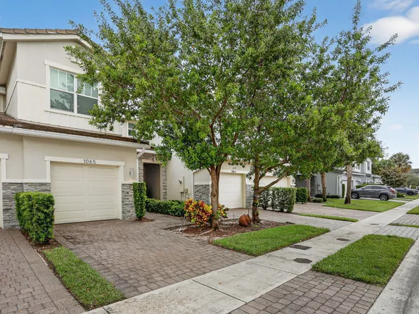 1065 Rio Court, Deerfield Beach, FL 33064