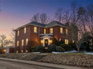 286 Union St, Norfolk County, ON N3Y 2B8