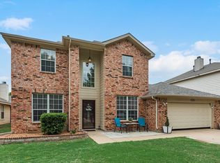 309 Stormydale Ln, Fort Worth, TX 76140