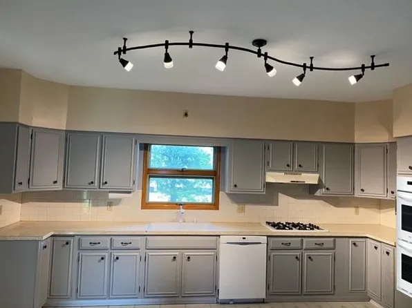 (undisclosed Address), Buffalo, NY 14207