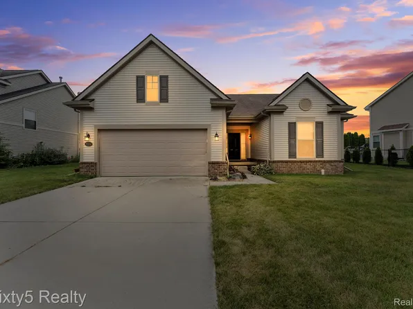 9224 Apple Cider Ln, Newport, MI 48166